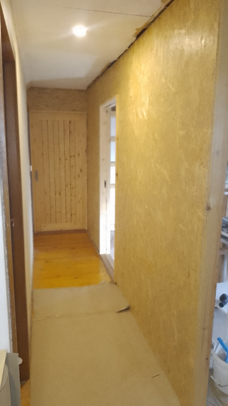 Most walls don't carry any load, however some of them have braces. <br>I assume that they at least function as cross-bracing for the house. <br>We decided to stiffen all remaining walls with 6mm OSB panels. <br>That should make up for the lost walls.